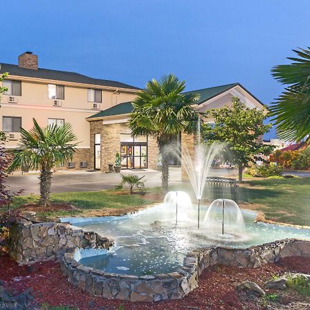 Super 8 By Wyndham Anderson/Clemson Area Motel Exterior photo